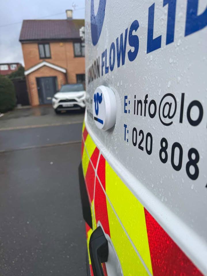 Custom Rear Door Emblem for Maxus Deliver 9 Vans - Badge - Direct Fit, Easy Install
