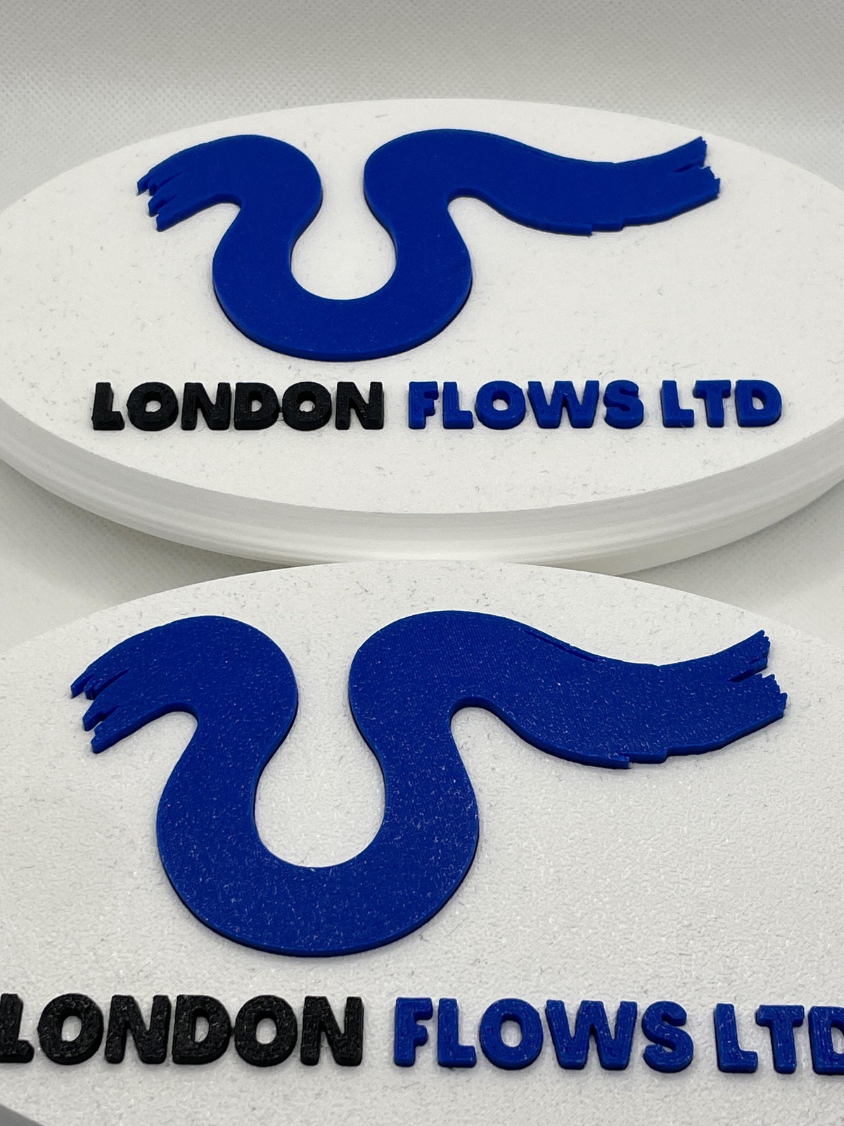 Custom Rear Door Emblem for Maxus Deliver 9 Vans - Badge - Direct Fit, Easy Install